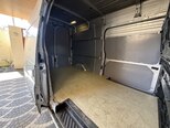 Ford Transit-8
