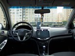 Hyundai Accent-10