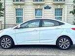 Hyundai Accent-7