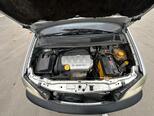 Opel Zafira-9