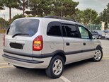 Opel Zafira-5