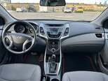 Hyundai Elantra-11