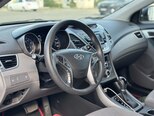 Hyundai Elantra-12