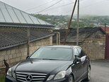 Mercedes E 250-3