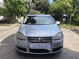 Volkswagen Jetta-1