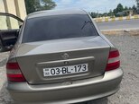 Opel Vectra-2