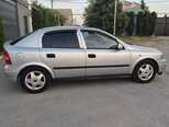 Opel Astra-11