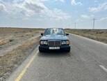 Mercedes E 220-1