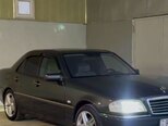 Mercedes C 240-11