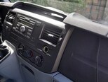 Ford Transit-12