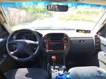 Mitsubishi Pajero-6