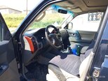 Mitsubishi Pajero-7