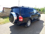 Mitsubishi Pajero-3