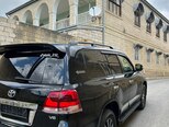 Toyota Land Cruiser-6