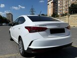 Hyundai Accent-5