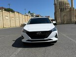 Hyundai Accent-1