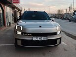 Lynk & Co 900-5