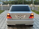 Mercedes C 230-8