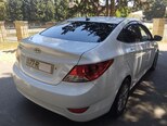 Hyundai Accent-7