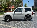 Mitsubishi Pajero-3