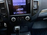 Mitsubishi Pajero-12