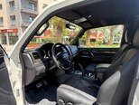 Mitsubishi Pajero-13