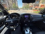 Mitsubishi Pajero-10