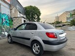 Kia Pride-3