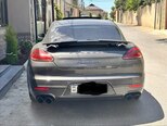 Porsche Panamera GTS-4