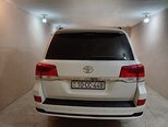 Toyota Land Cruiser-5