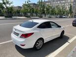 Hyundai Accent-3