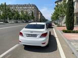 Hyundai Accent-4