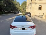 Hyundai Sonata-2