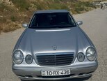 Mercedes E 270-1