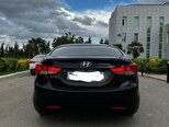 Hyundai Elantra-2