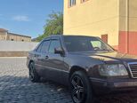Mercedes 220 E-2