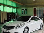 Hyundai Azera-9