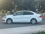 Volkswagen Polo-6