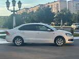 Volkswagen Polo-10