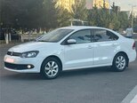 Volkswagen Polo-3
