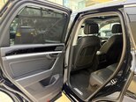 Volkswagen Touareg-12