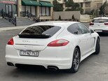 Porsche Panamera-5