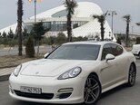 Porsche Panamera-1