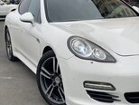 Porsche Panamera-3