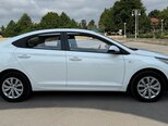 Hyundai Accent-8