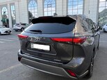 Toyota Highlander-3