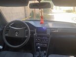 Mercedes 200 D-2