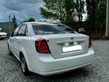 Daewoo Gentra-4