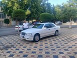Mercedes C 200-1