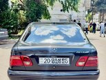 Mercedes E 290-4